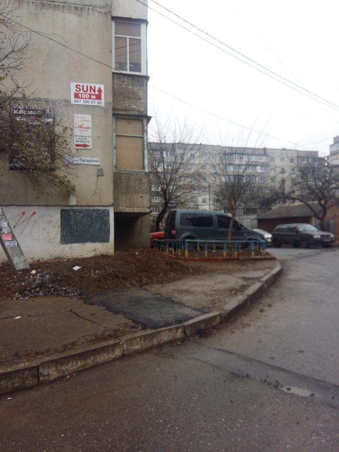 Хостел Sun Хмельницкий Экстерьер фото
